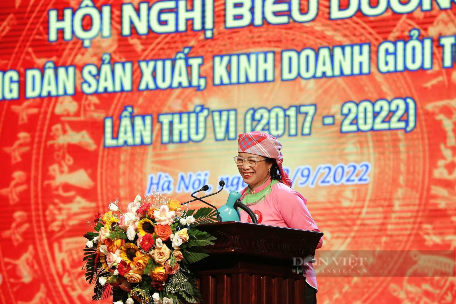 Nữ nông dân giỏi người dân tộc Giáy chia sẻ cách thuần phục loài cá đặc sản thu 1,6 tỷ đồng/năm - Ảnh 1. Nữ nông dân giỏi người dân tộc Giáy chia sẻ cách thuần phục loài cá đặc sản thu 1,6 tỷ đồng/năm - Ảnh 1.