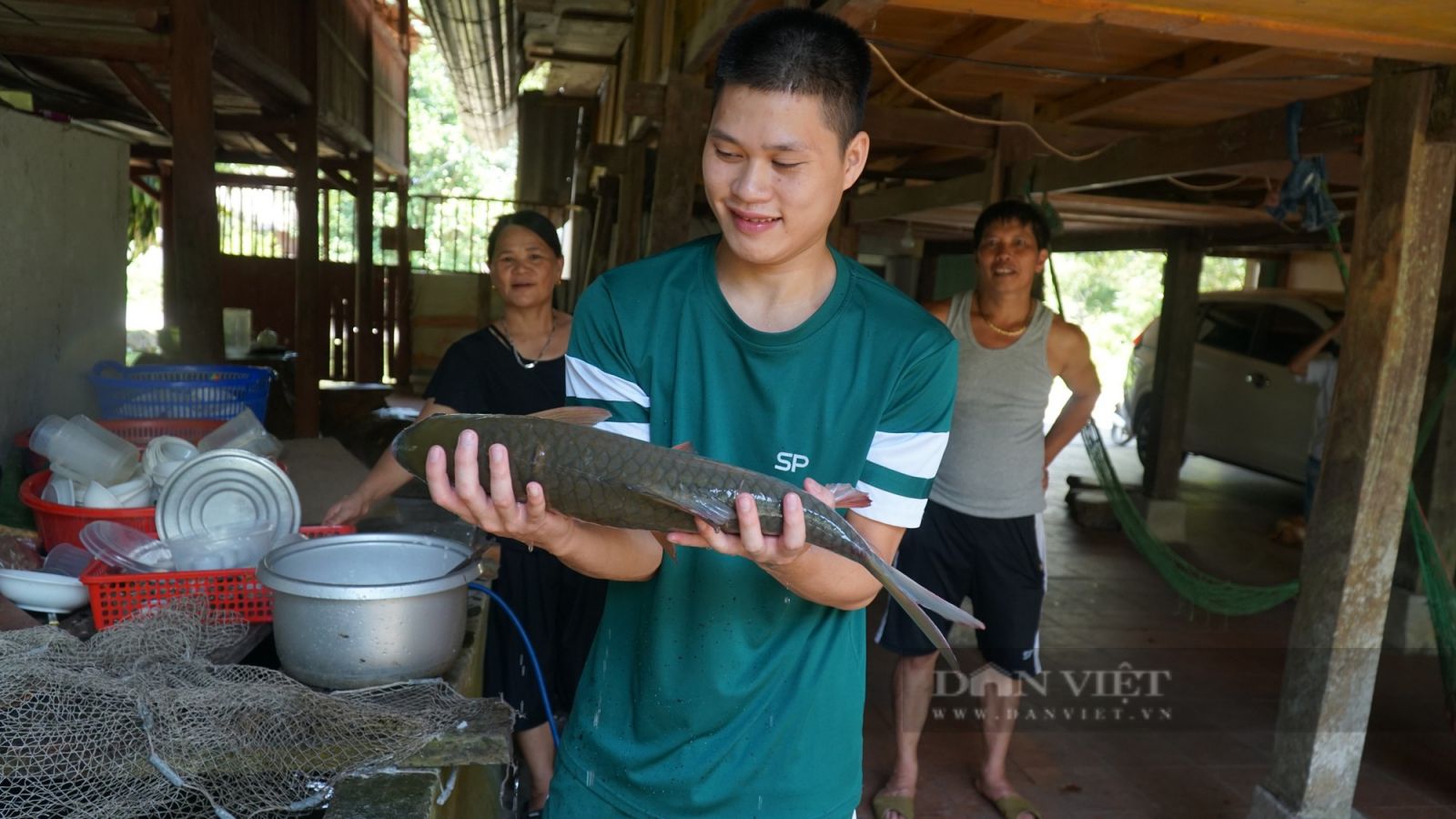 Hà Giang: Thả nuôi loài cá bỗng quý hiếm kết hợp làm du lịch, người dân ở Phương Độ thêm khấm khá - Ảnh 3.
