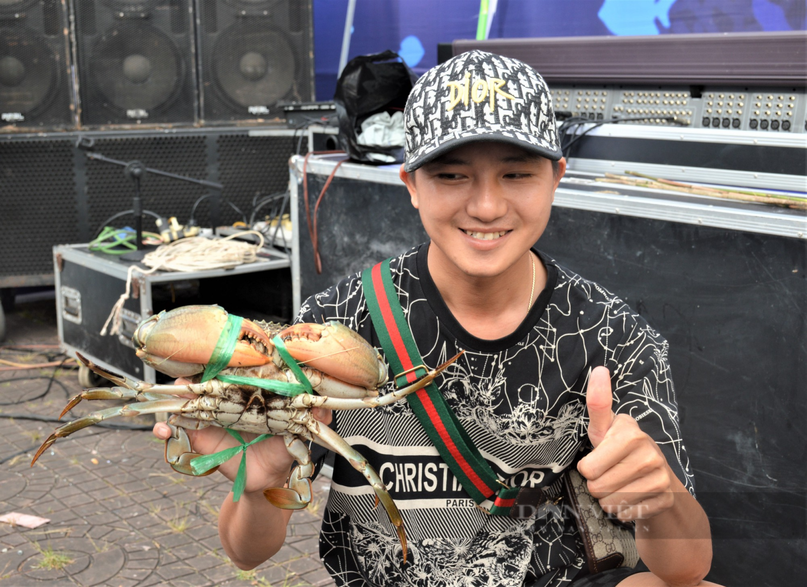 Cận Tết, Trung Quốc mở cửa thu mua, giá cua Cà Mau tăng cao - Ảnh 2.