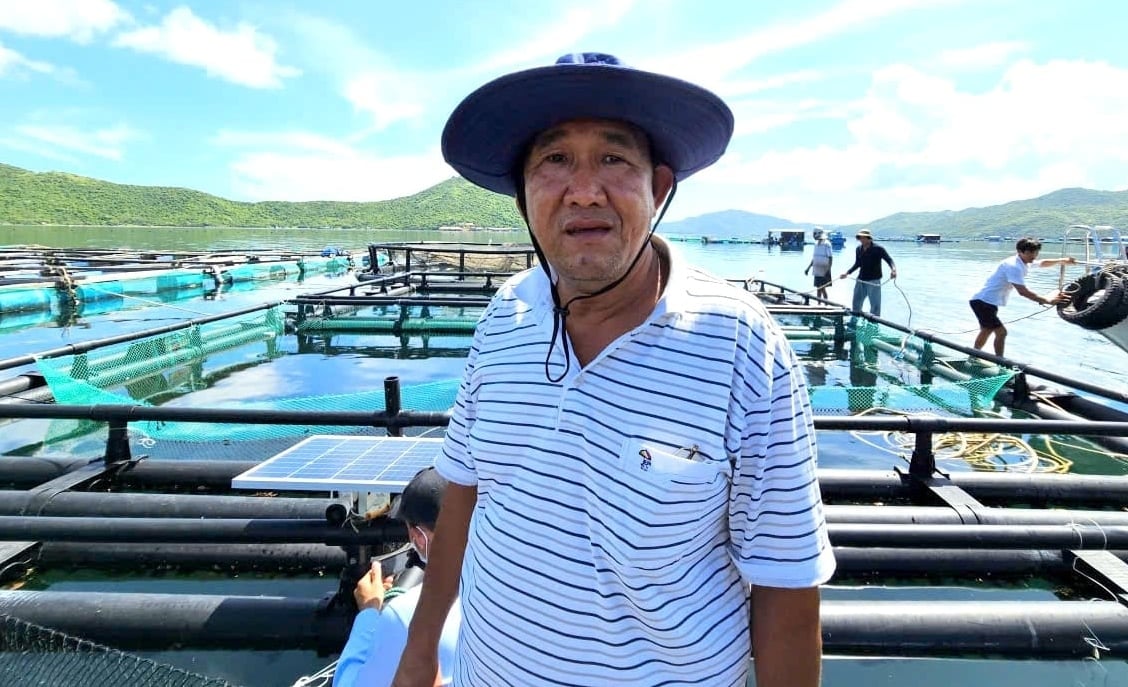 Ông Nguyễn Xuân Hòa, Chủ tịch kiêm Giám đốc HTX Nuôi trồng Thủy sản Vạn Ninh cho biết, HTX vẫn còn gặp rất nhiều khó khăn, vướng mắc. Ảnh: Kim Sơ.