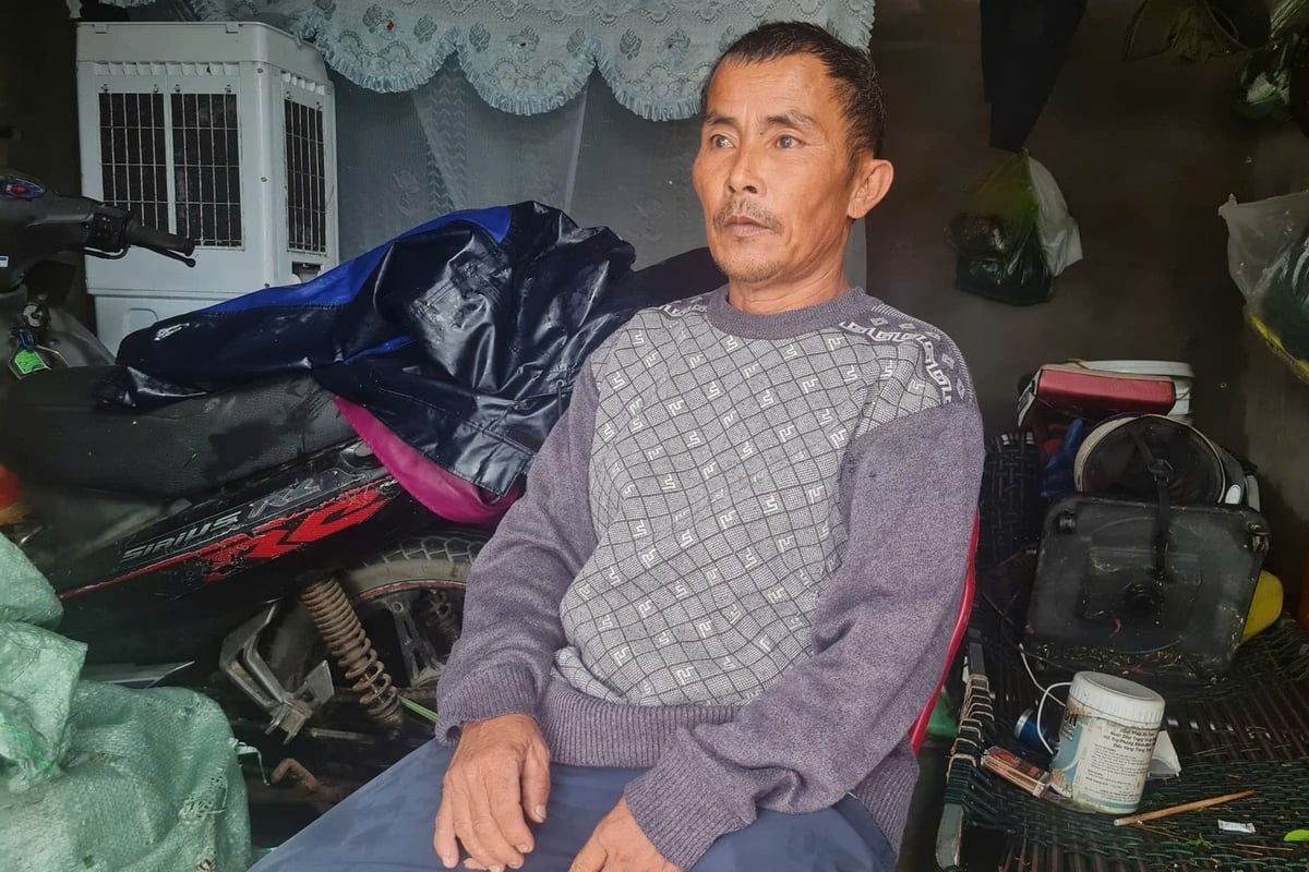 Ông Vũ Văn Thông thất thần trước biến cố quá lớn. Ảnh: Việt Khánh. Ông Vũ Văn Thông thất thần trước biến cố quá lớn. Ảnh: Việt Khánh.