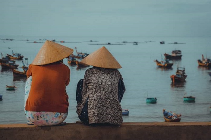 Phụ nũ làng chài